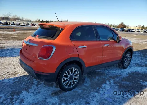 2016 Fiat 500X Trekking z USA, uszkodzony, nr VIN ZFBCFYCT1GP342528